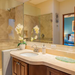44 casa margarita 2025 bathroom